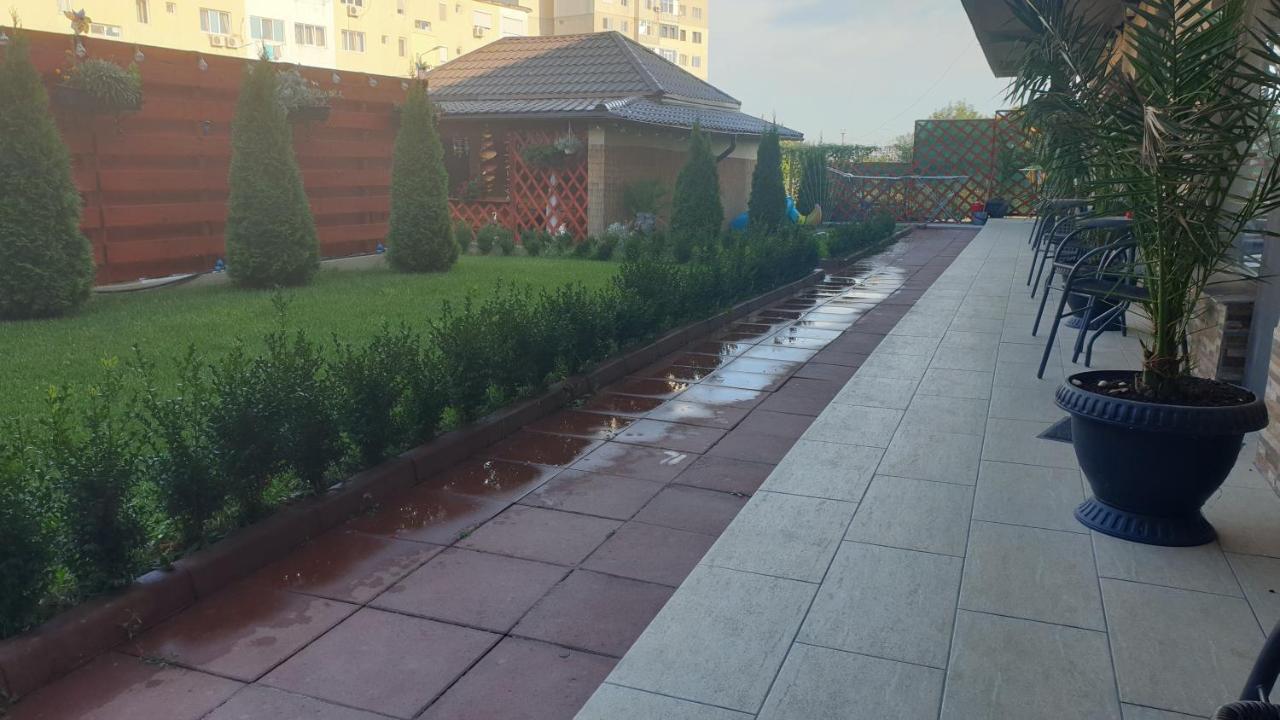 Ingrid Hotel Mangalia Luaran gambar